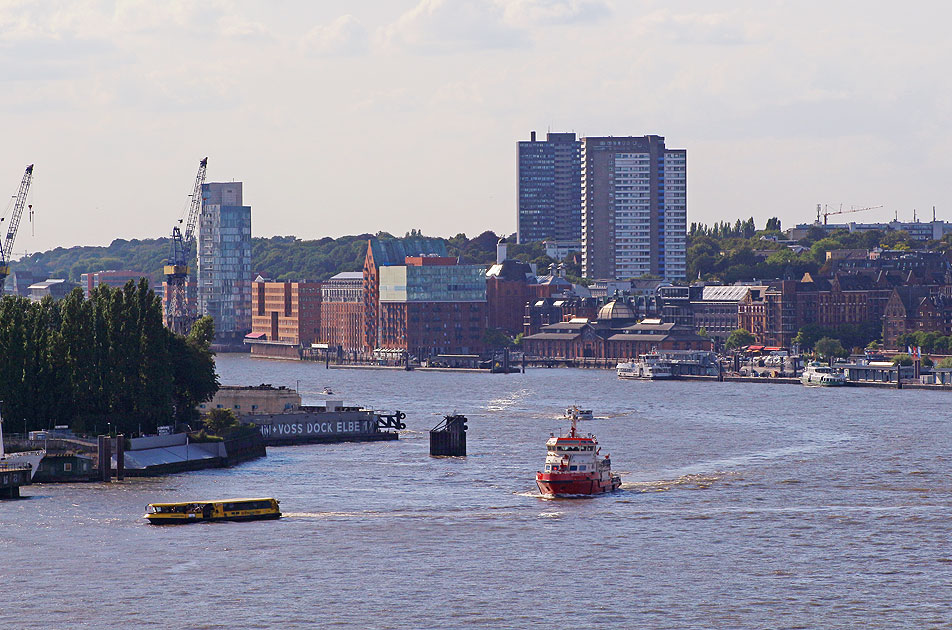 Der Blick über die Elbe in Hamburg